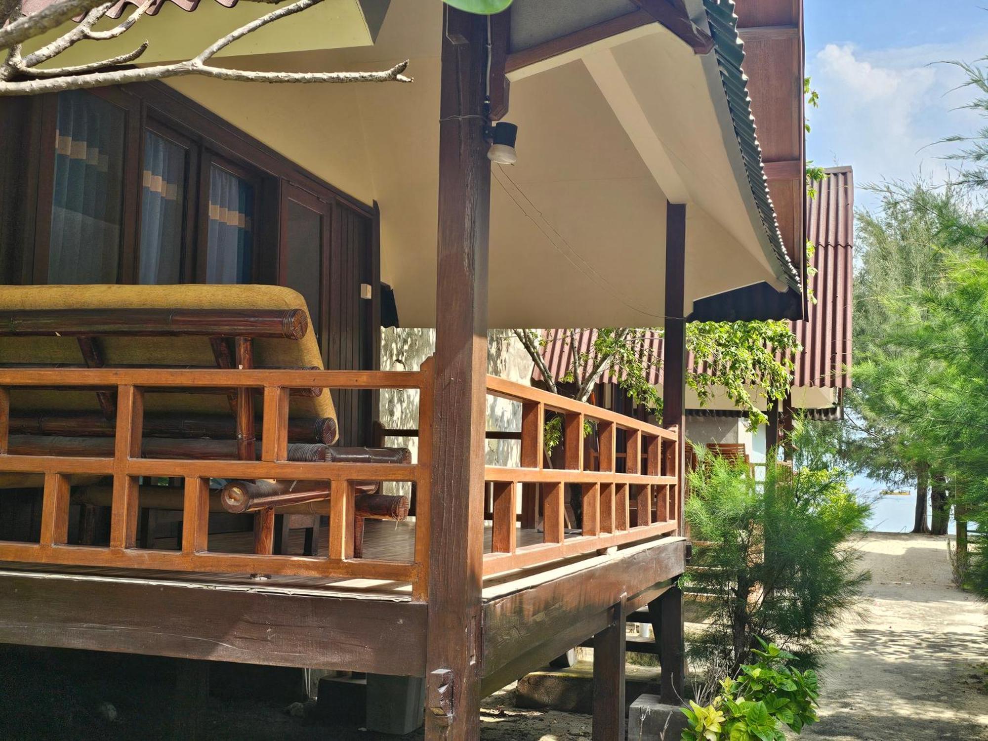 Bluecoral Bungalows Gili Meno Buitenkant foto
