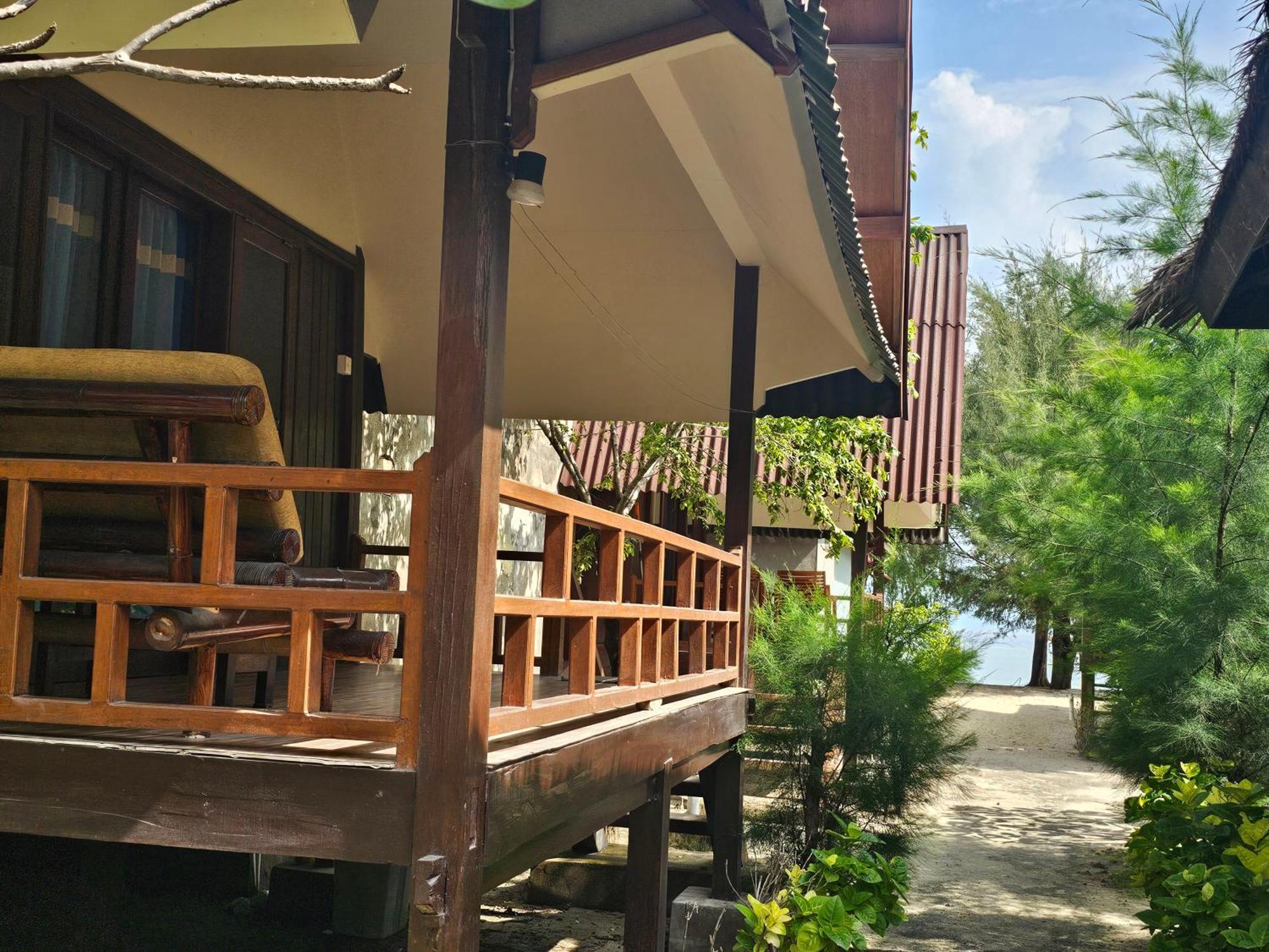 Bluecoral Bungalows Gili Meno Buitenkant foto